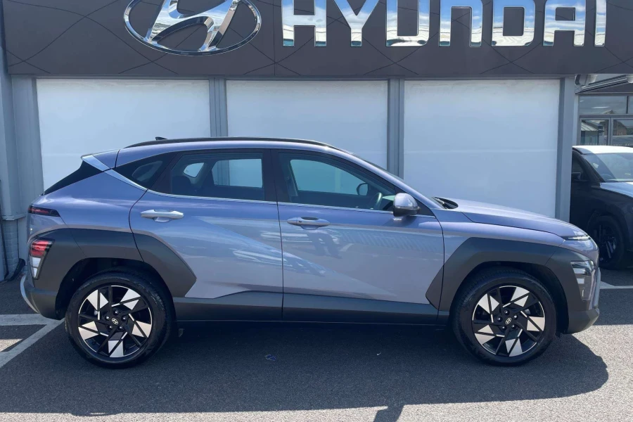 Vehicle Image - 1