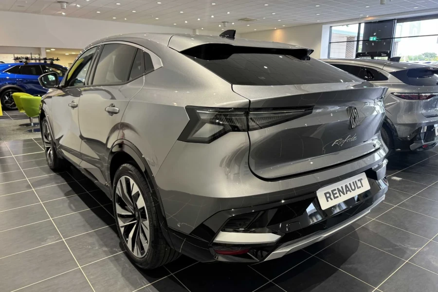 Vehicle Image - 2