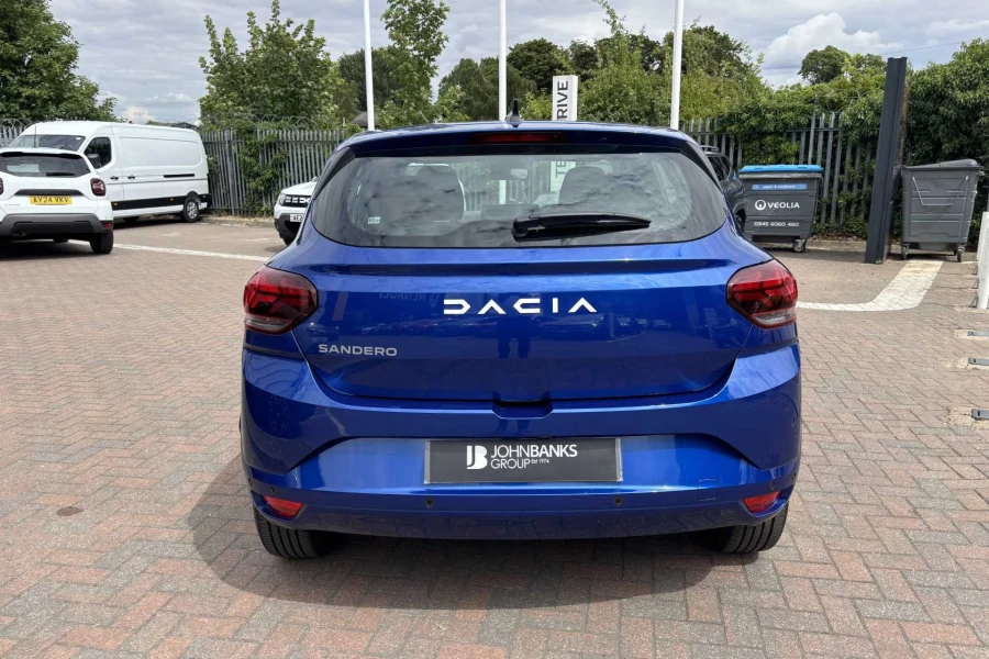 Vehicle Image - 2