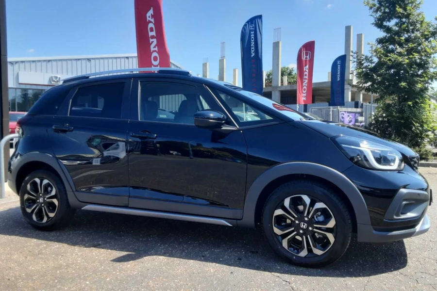 Vehicle Image - 2