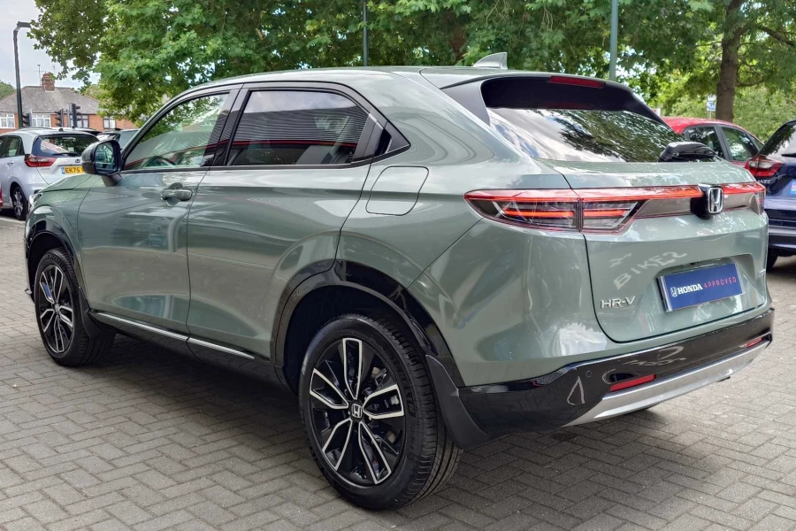 Vehicle Image - 2
