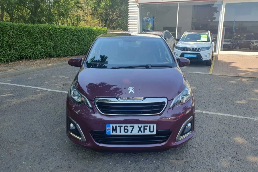 Vehicle Image - 1