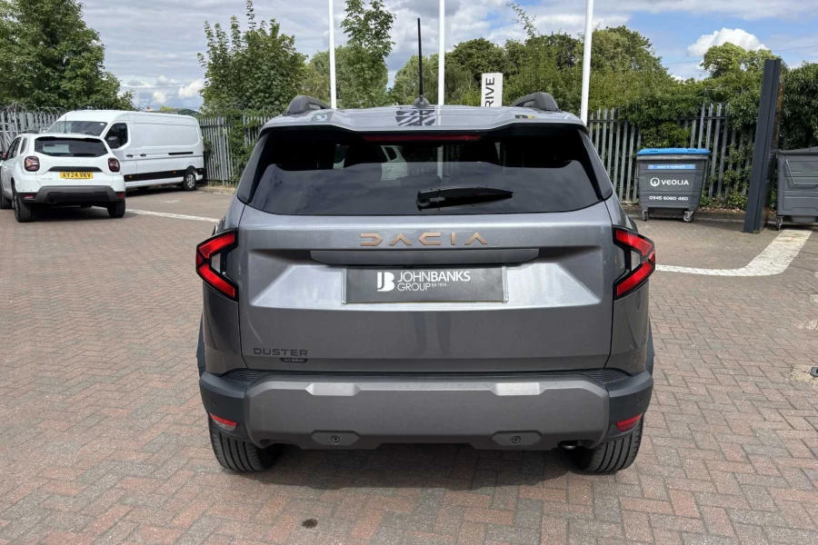 Vehicle Image - 2