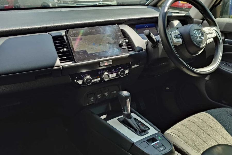 Vehicle Image - 1