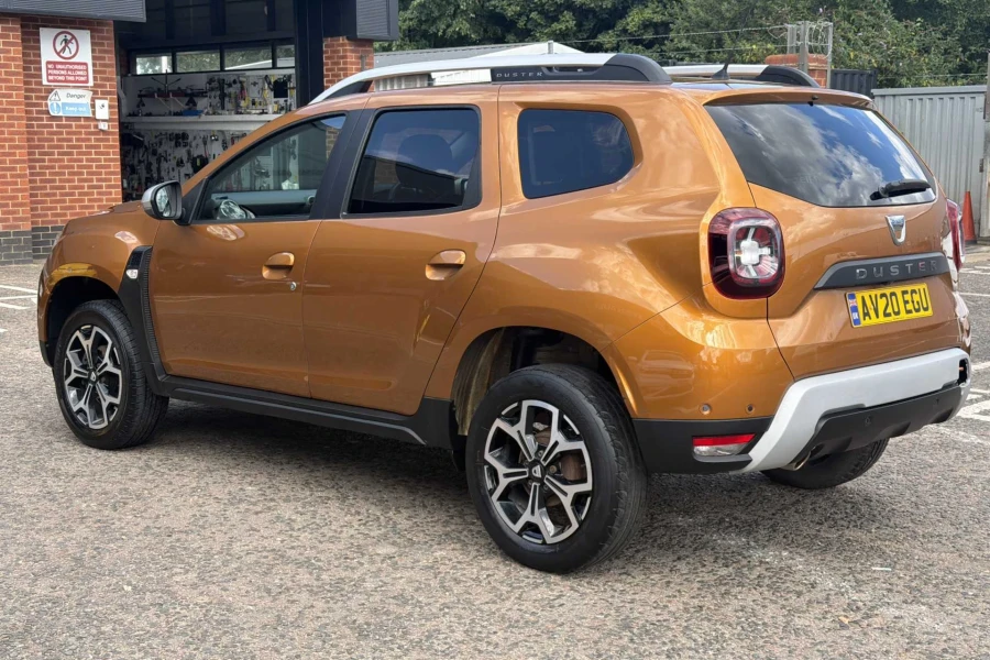 Vehicle Image - 2