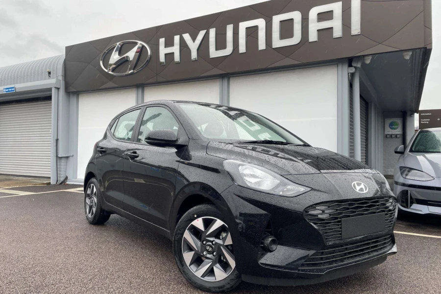 Vehicle Image - 0