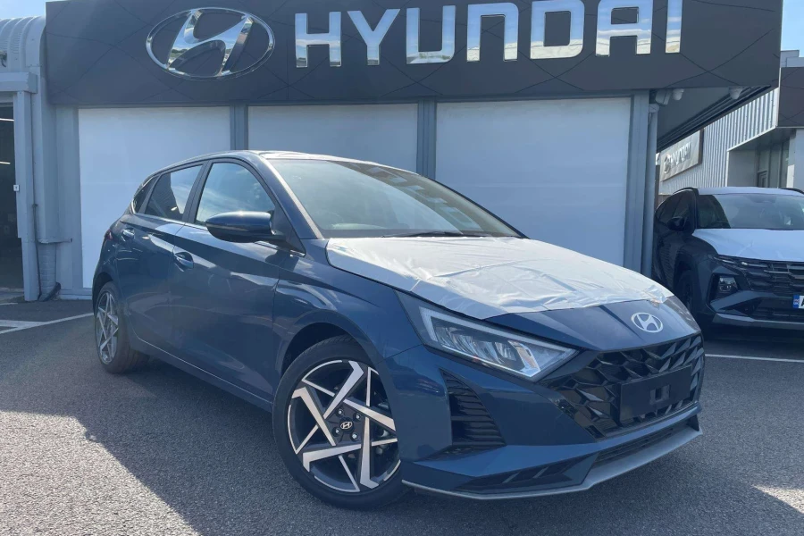 Vehicle Image - 0