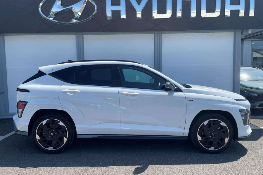 Vehicle Image - 1
