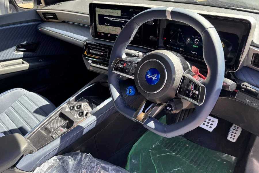 Vehicle Image - 3