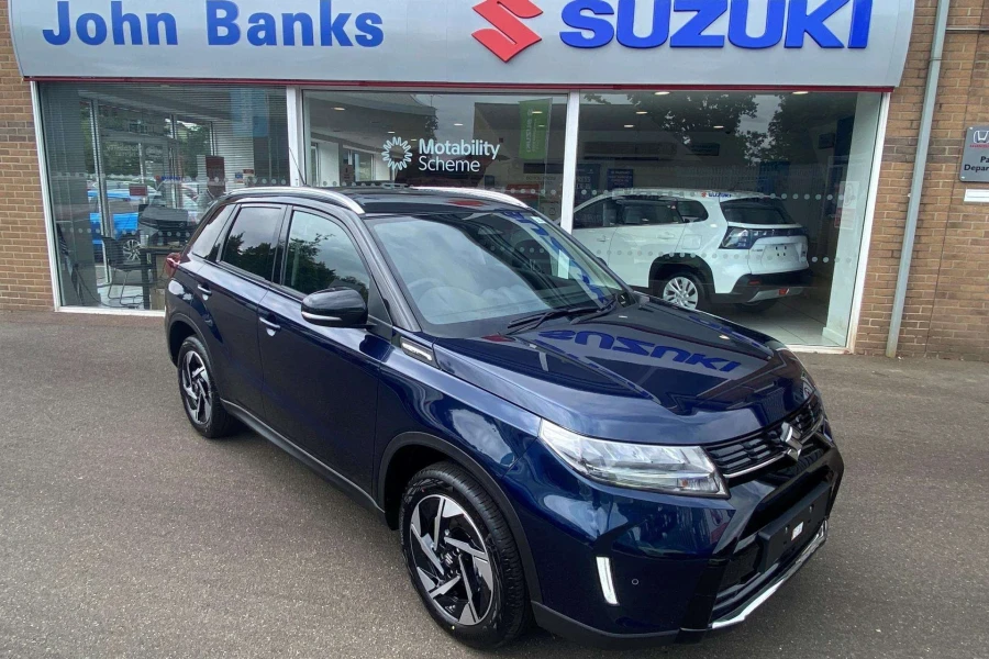 Vehicle Image - 2