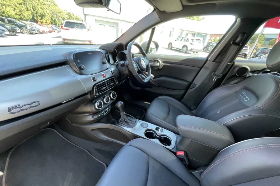 Vehicle Image - 1