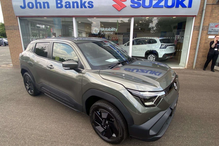Vehicle Image - 2