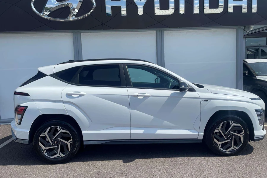 Vehicle Image - 1