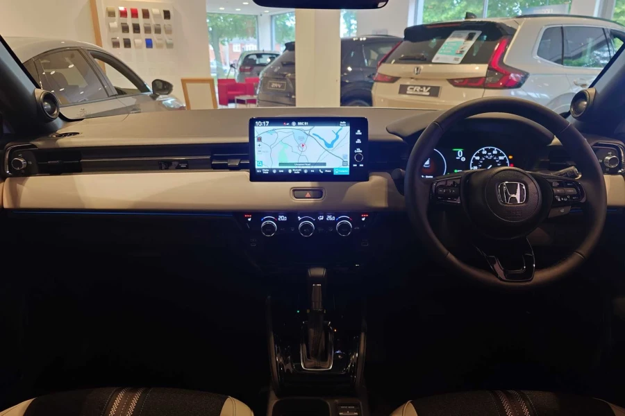 Vehicle Image - 3
