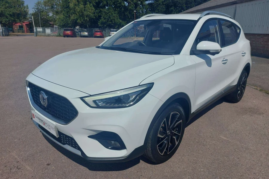 Vehicle Image - 2