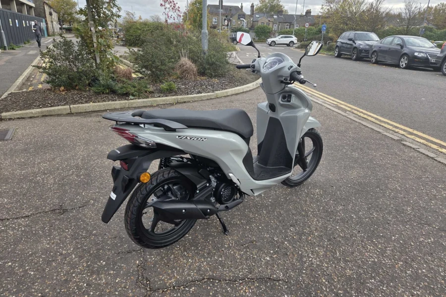 Vehicle Image - 2