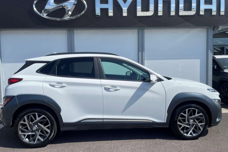Vehicle Image - 1