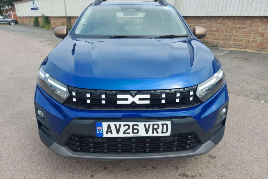 Vehicle Image - 1