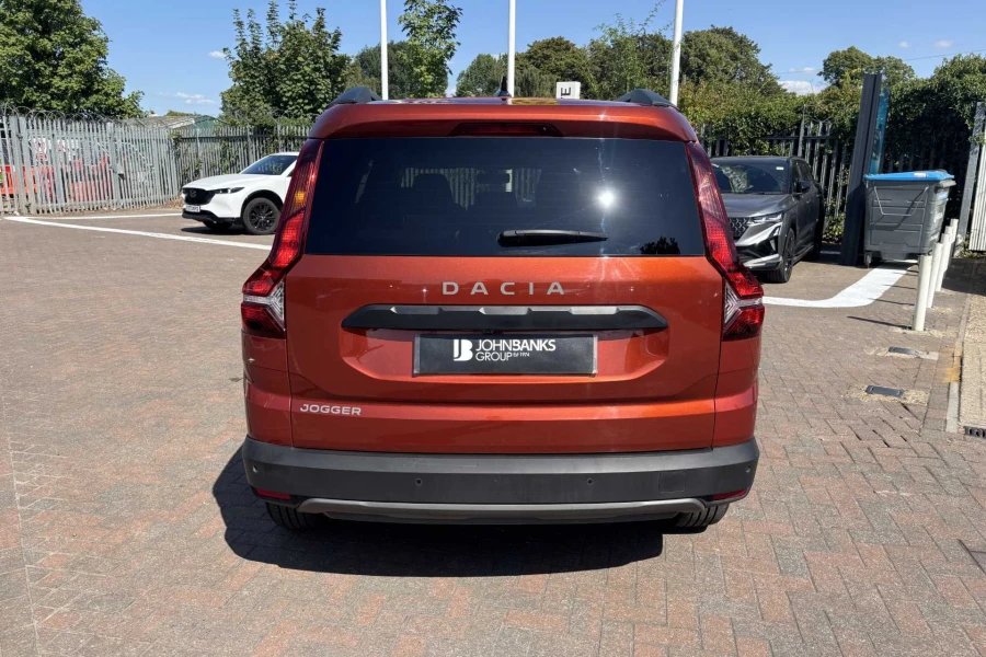 Vehicle Image - 2