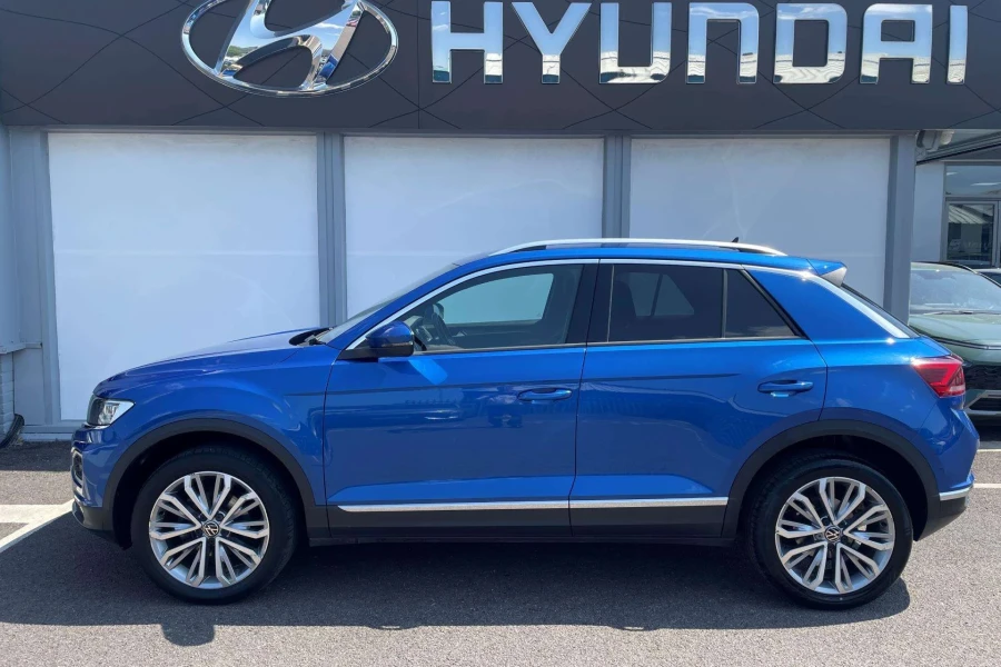 Vehicle Image - 2