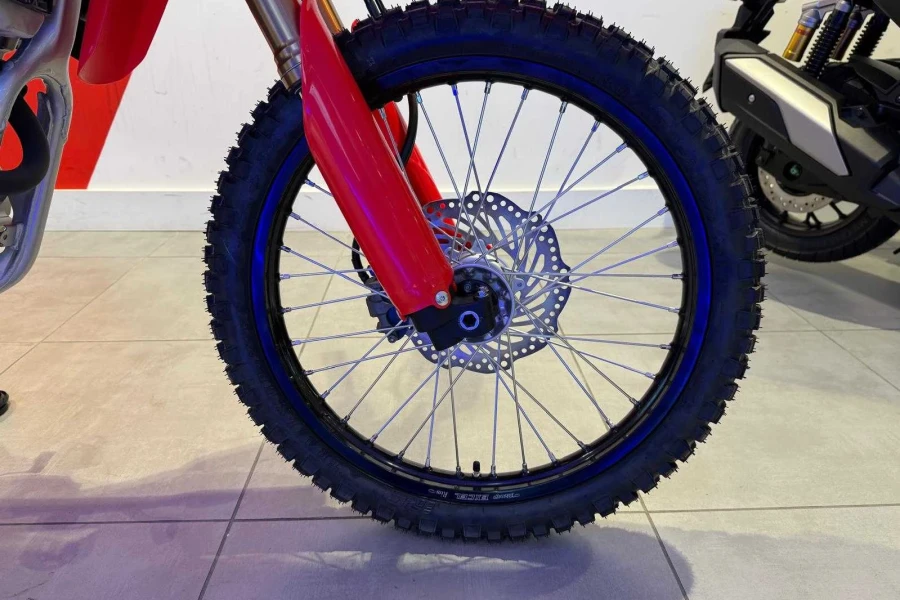 Vehicle Image - 3