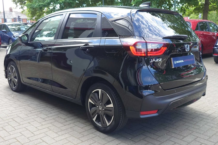 Vehicle Image - 2