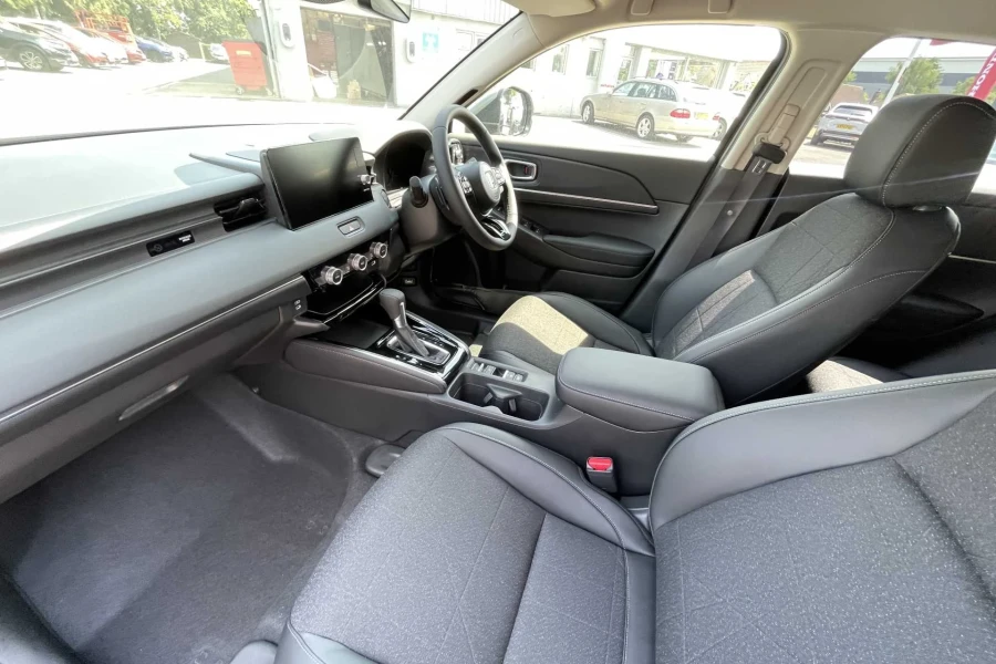 Vehicle Image - 1