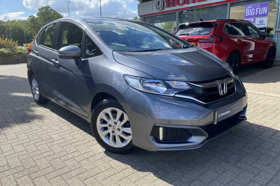 Vehicle Image - 0