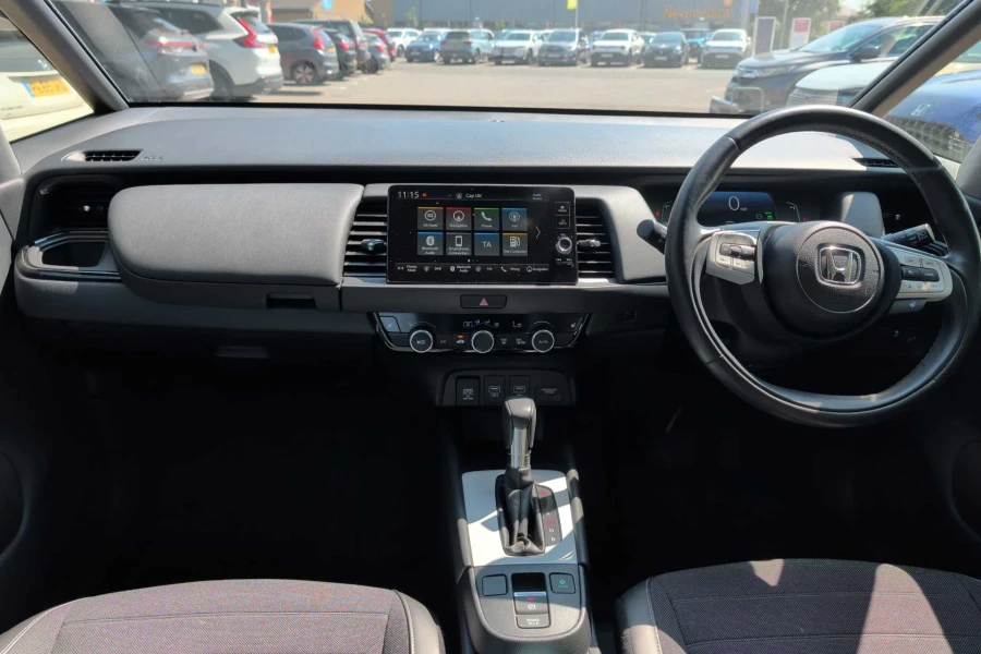 Vehicle Image - 3