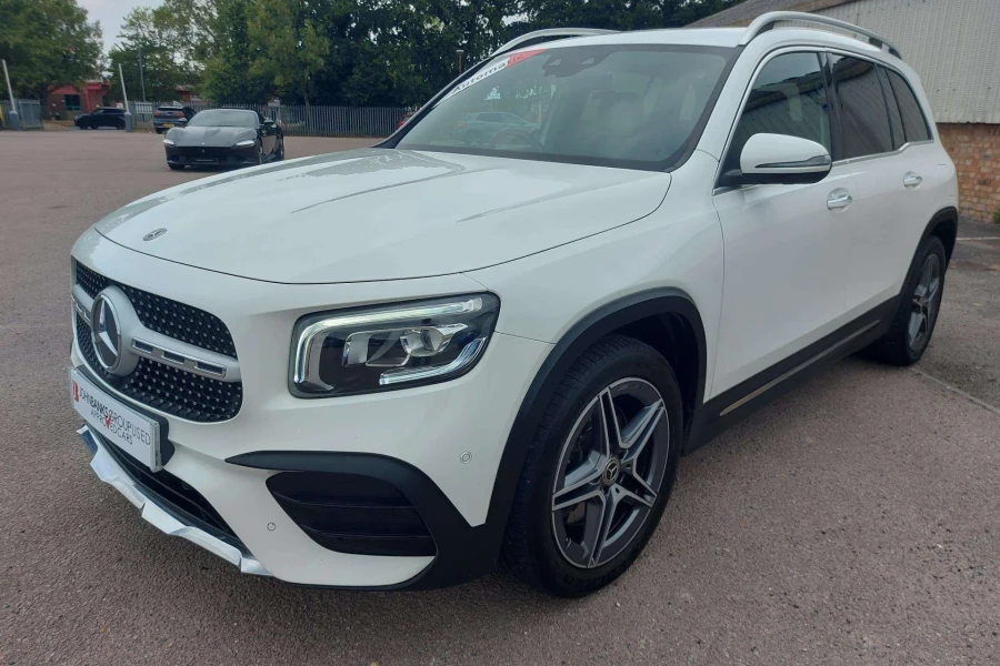 Vehicle Image - 2
