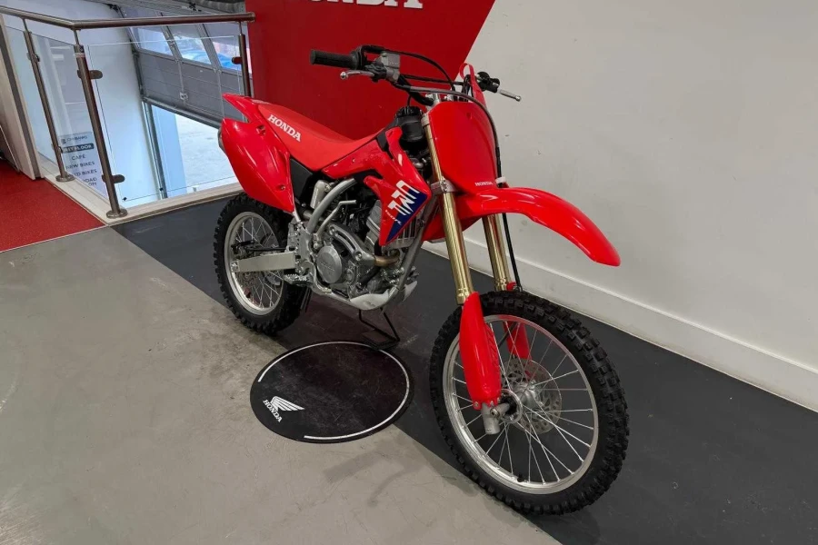 Vehicle Image - 1