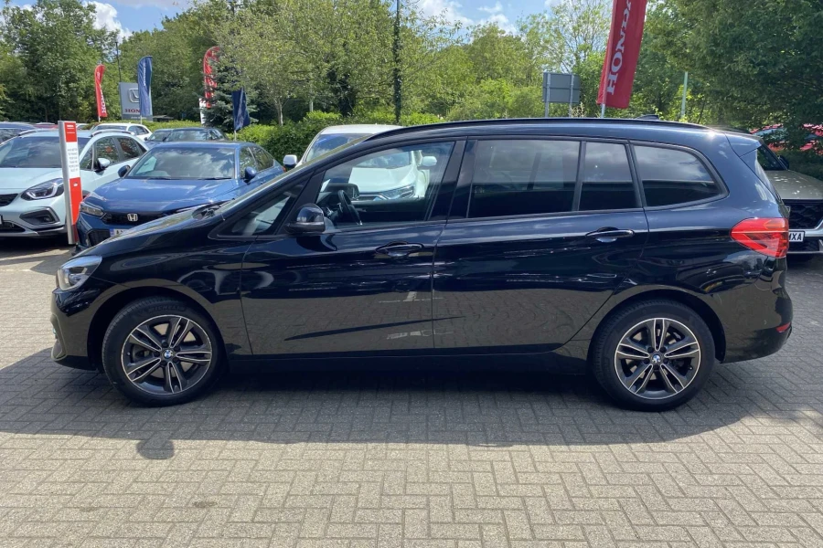 Vehicle Image - 3