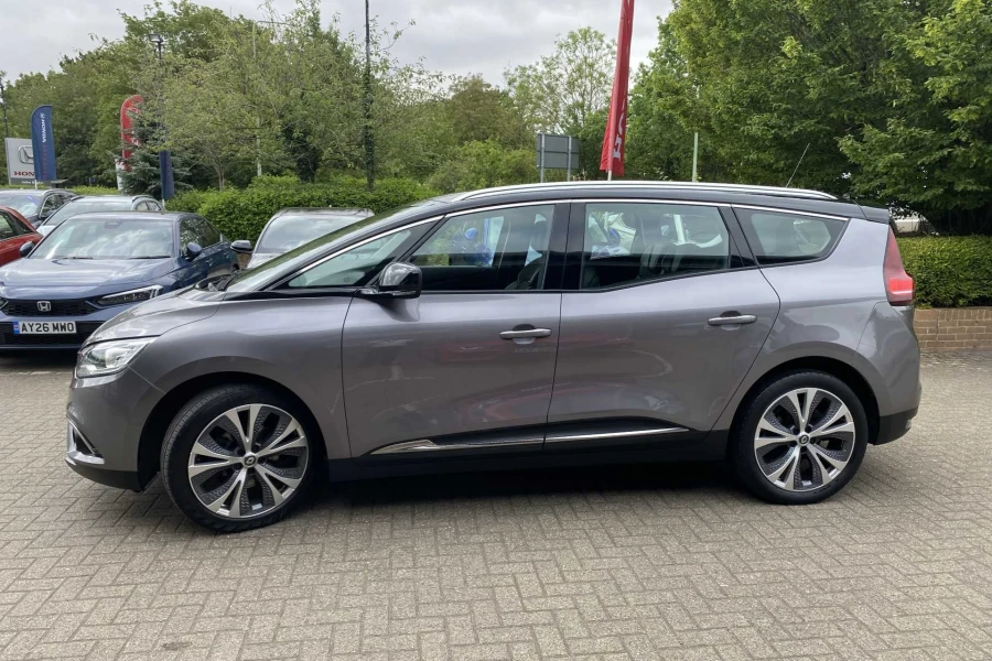 Vehicle Image - 3