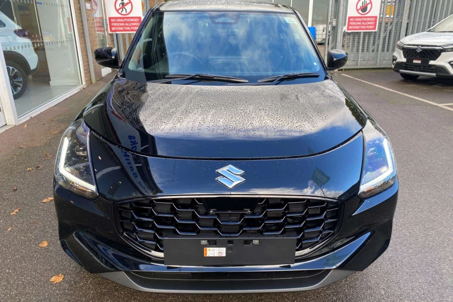 Vehicle Image - 3