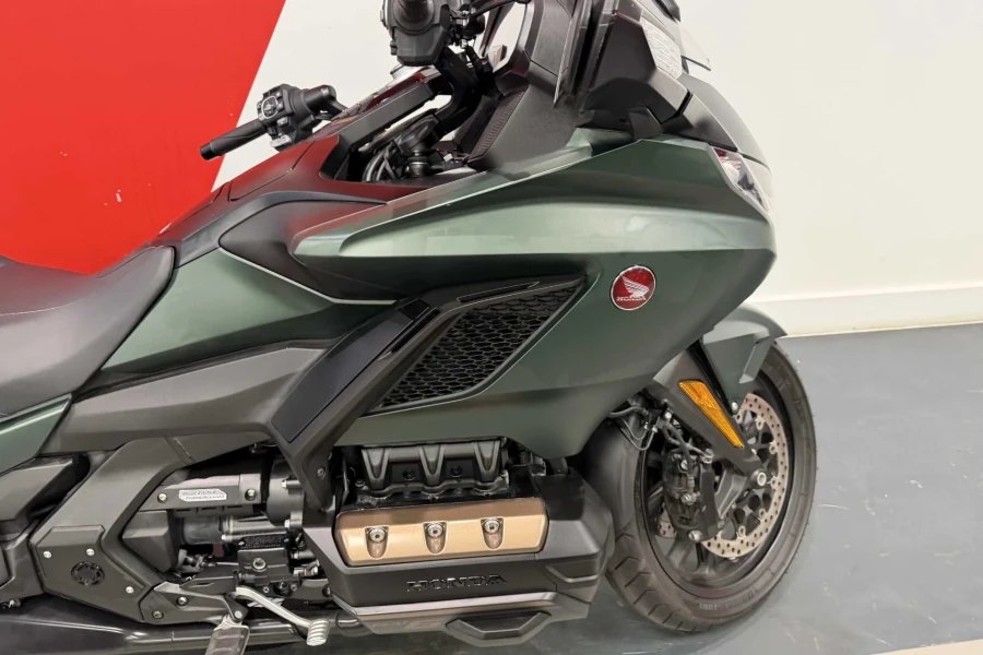 Vehicle Image - 1
