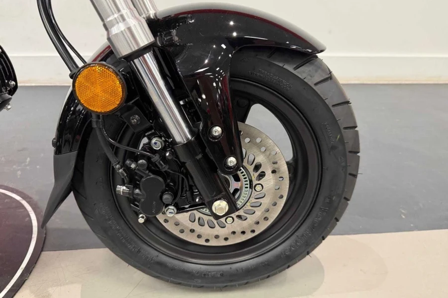 Vehicle Image - 3
