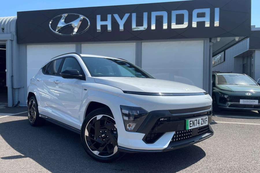 Vehicle Image - 0
