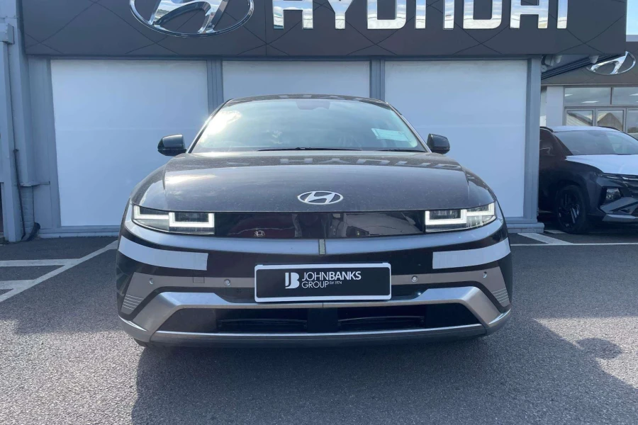 Vehicle Image - 3