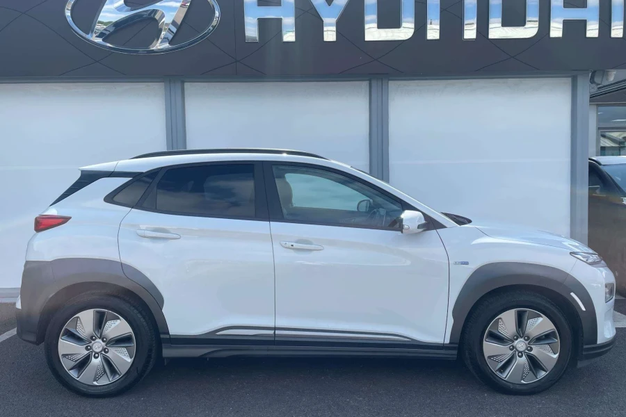 Vehicle Image - 1
