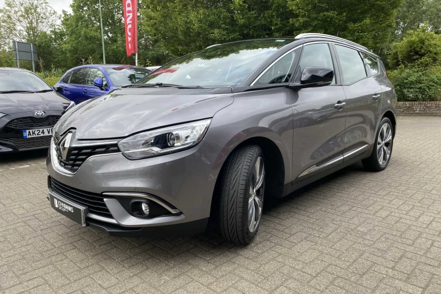 Vehicle Image - 2