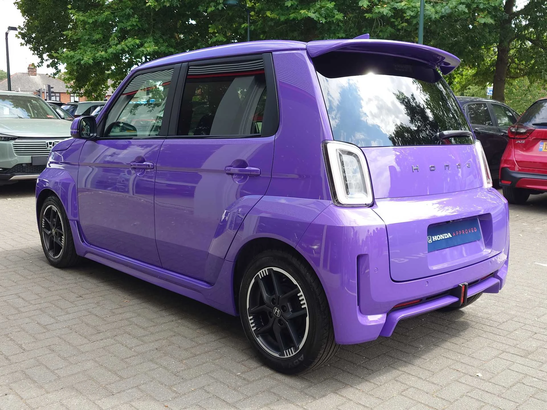 Vehicle image 3