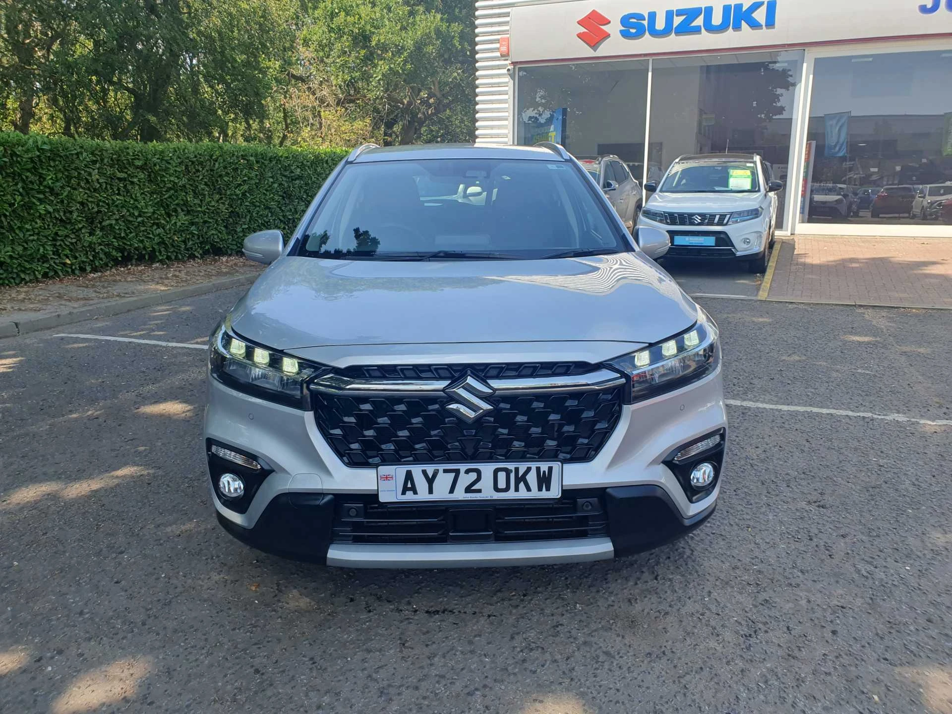 Vehicle image 4
