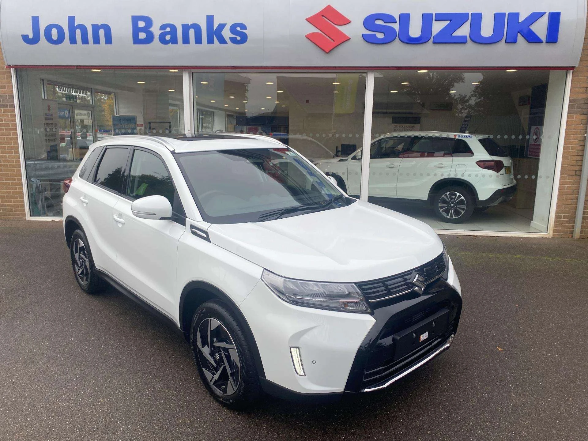 Vehicle image 3