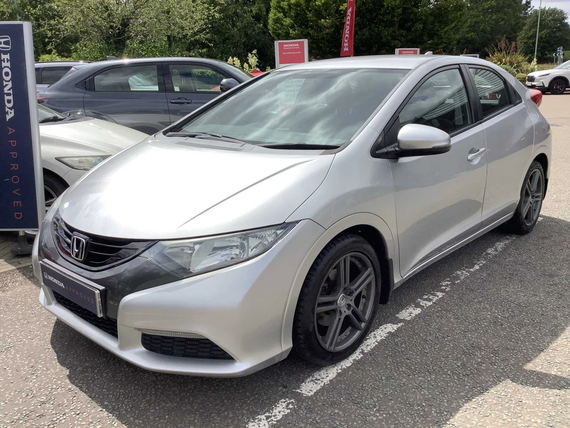 Vehicle image 3