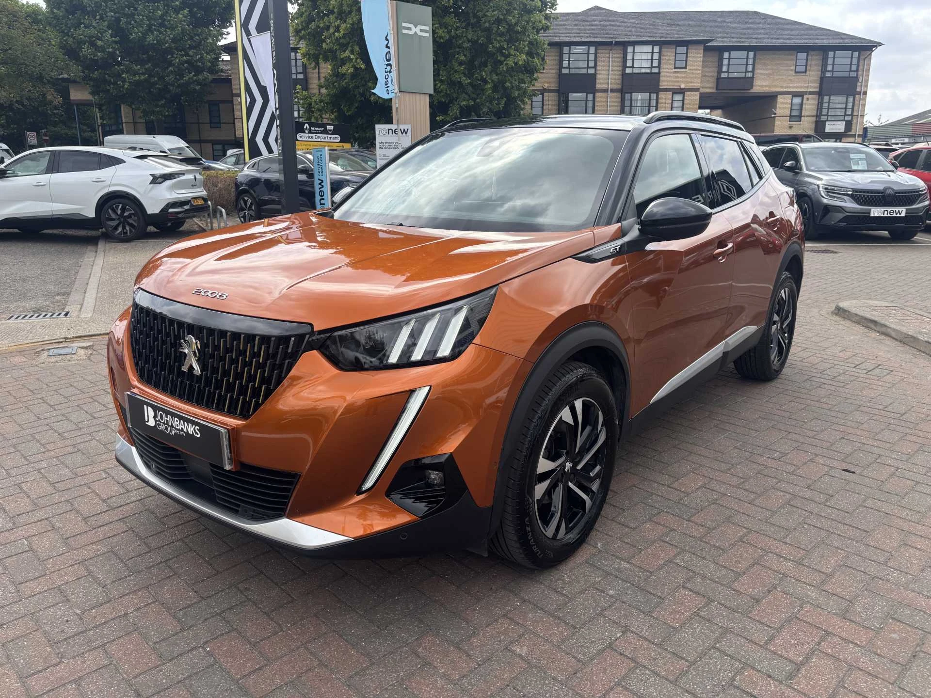 Vehicle image 7