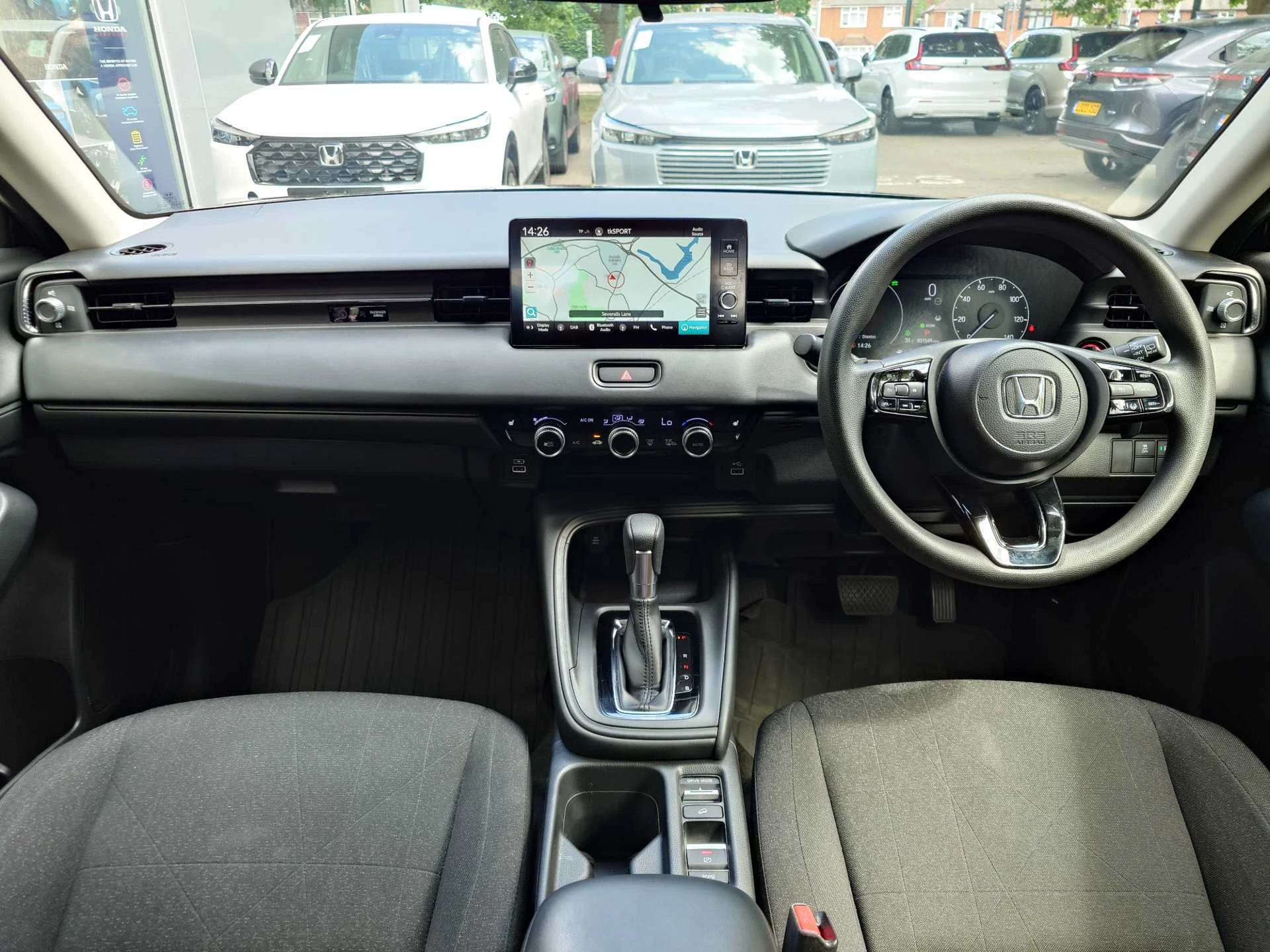 Vehicle image 4