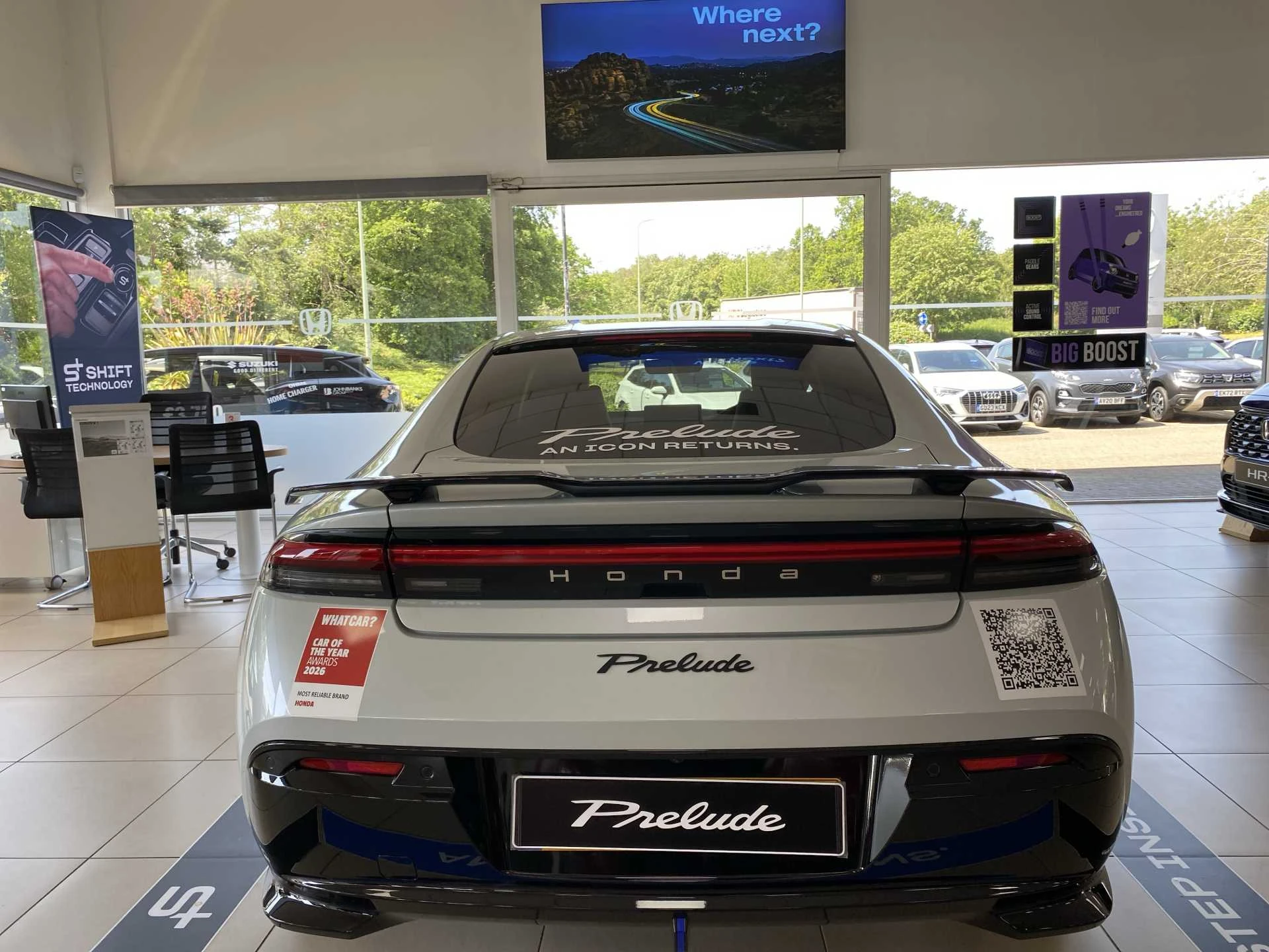 Vehicle image 6