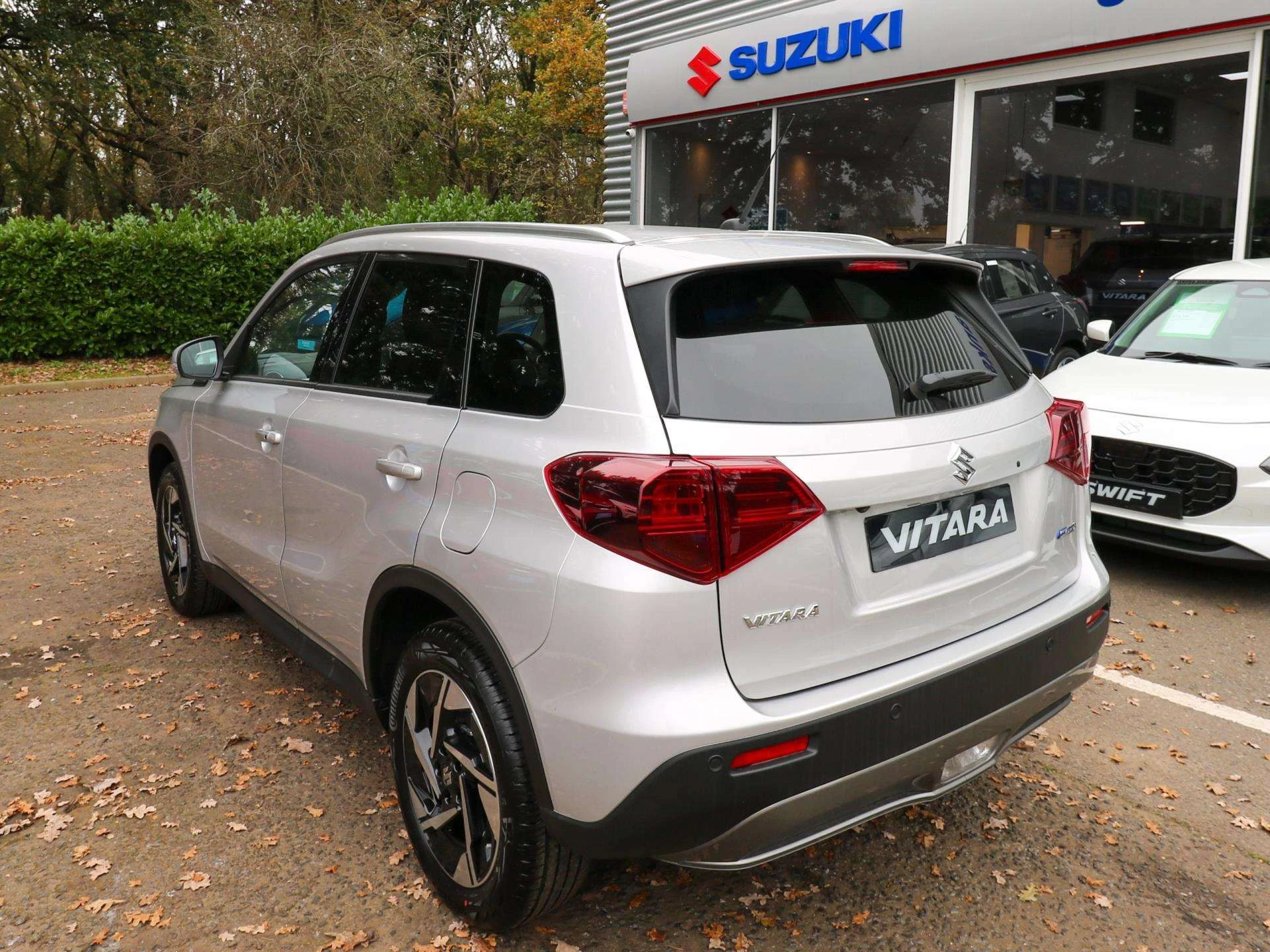 Vehicle image 6