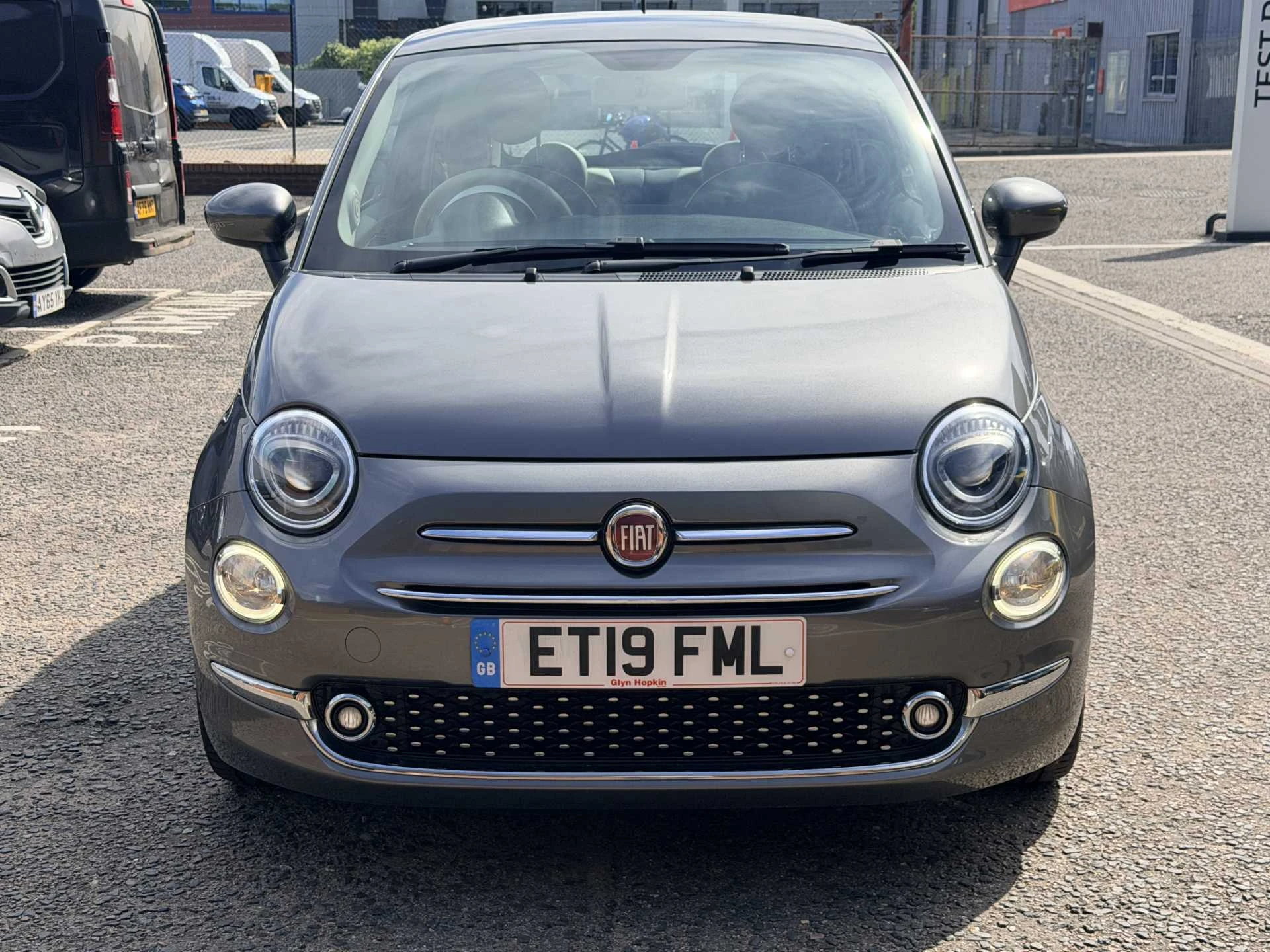 Vehicle image 6