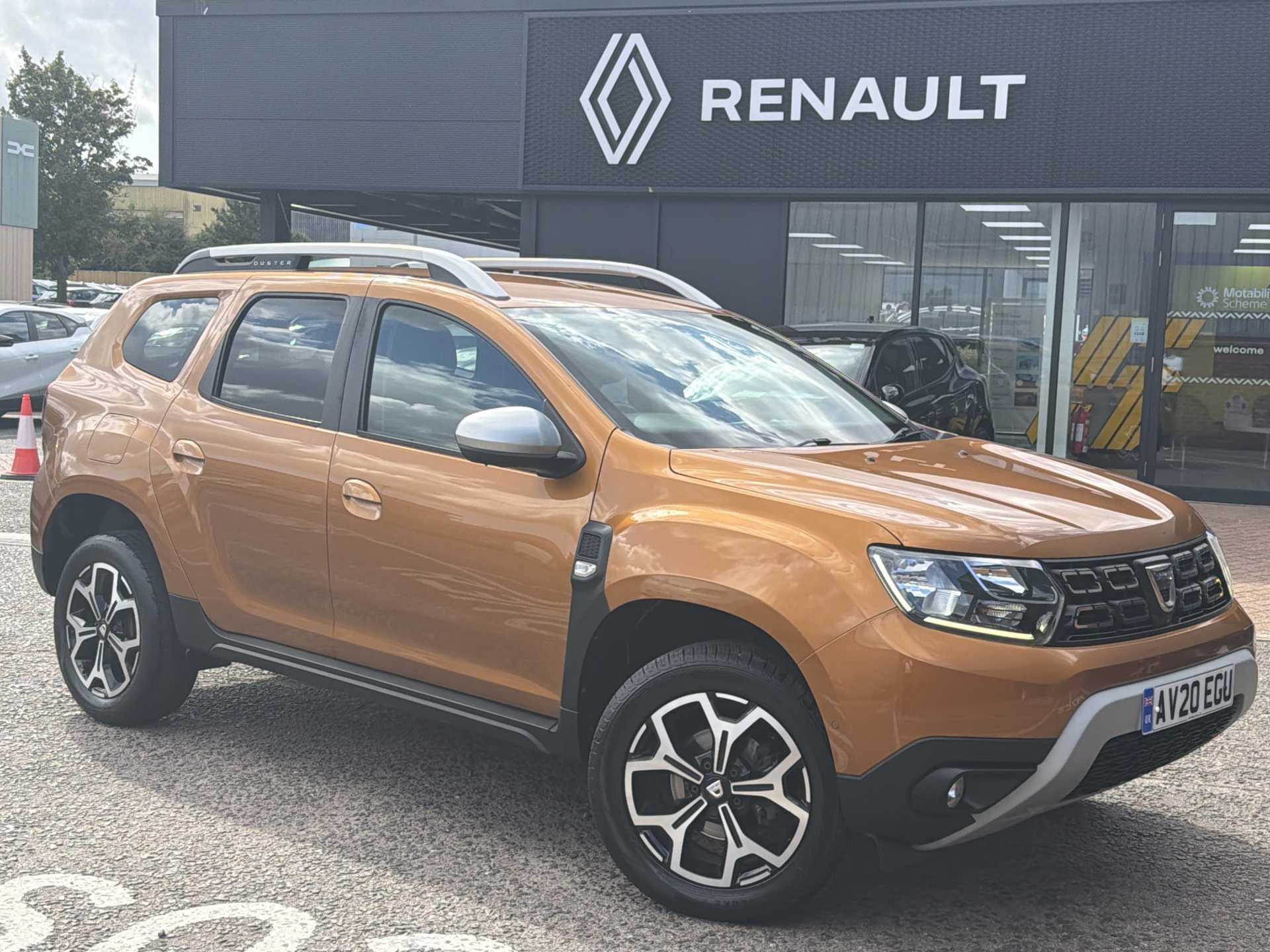 Vehicle image 1